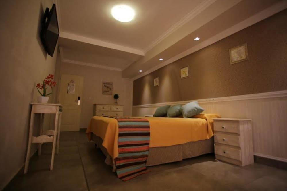 Club House Hotel Villa Carlos Paz Esterno foto
